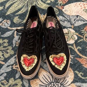 Betsey Johnson Winnie Shoes Size 7.5 Heart Flatform